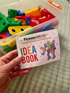 Picasso Tiles Kids Engineering Construction Set - Multicolor